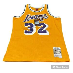 MITCHELL & NESS Swingman Vtg Jersey 1984-85 Lakers #32 Johnson